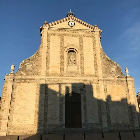 De 100m² Bien Situe Lägenhet *