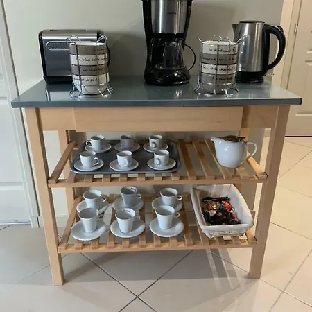 De 100m² Bien Situe Lägenhet *