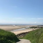 De 100m² Bien Situe Lägenhet *