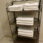 De 100m² Bien Situe Lägenhet *
